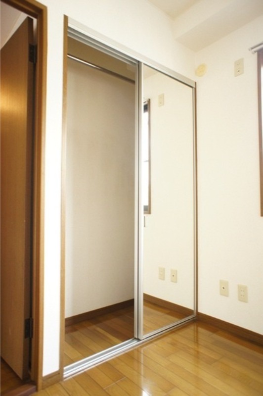 収納　図面と現状に相違がある場合には現状を優先