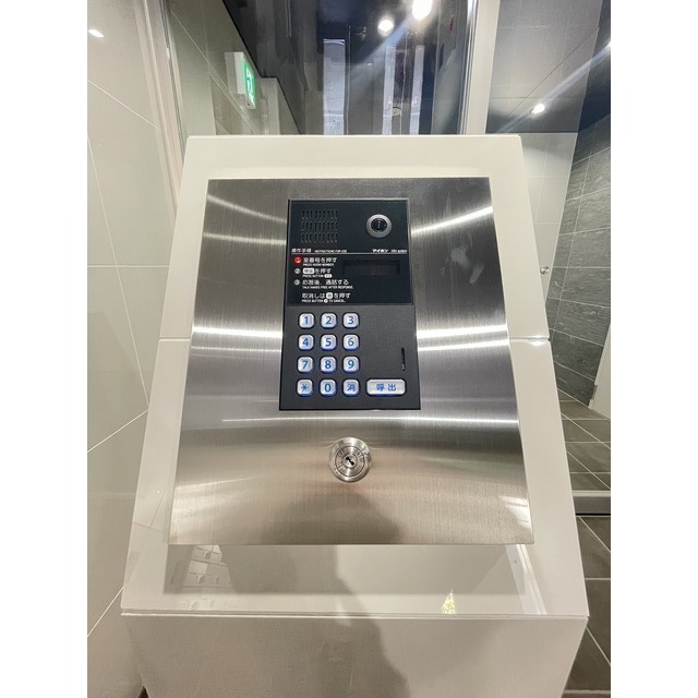 エントランス　オートロック