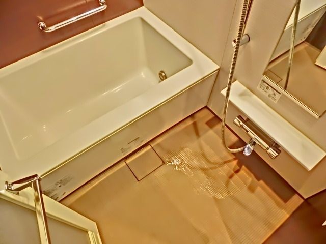 バス・シャワールーム　清潔感のあるバスルーム☆