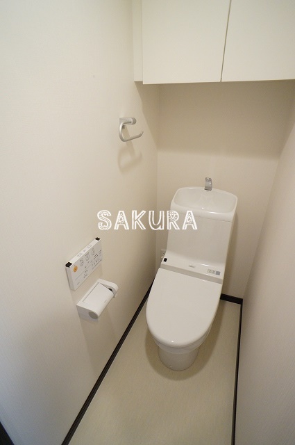 トイレ　嬉しい温水洗浄便座♪