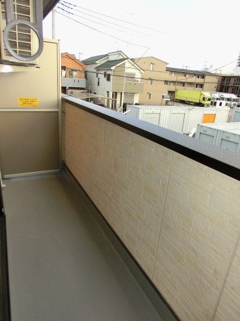 バルコニー　日当たり良好