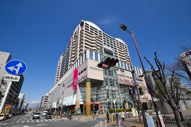 スーパー　イオン　布施駅前店（スーパー）まで524m