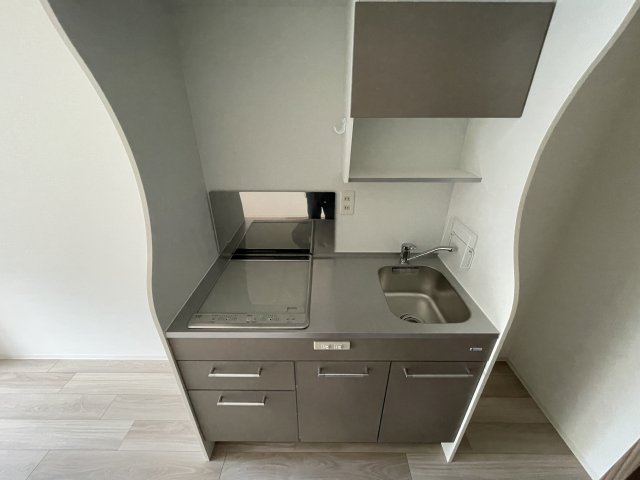 キッチン　セレニテ難波ミラク参番館　キッチン