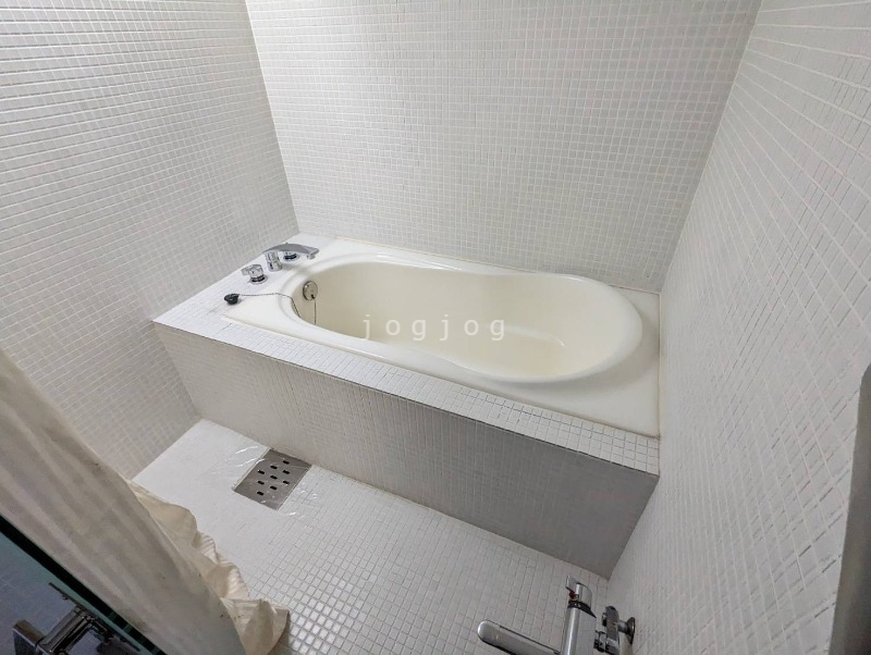 バス・シャワールーム　内装