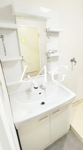 洗面設備　洗面台です。