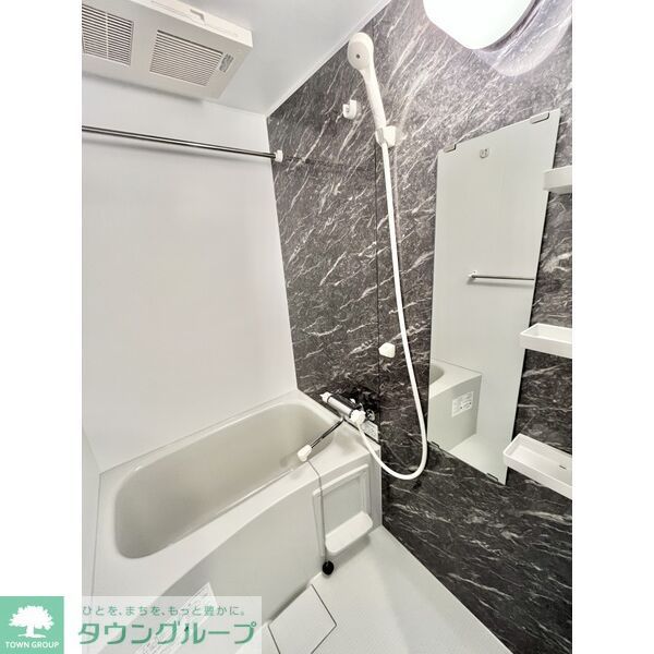 バス・シャワールーム　バス