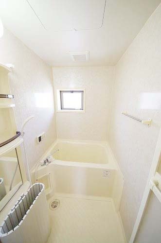 バス・シャワールーム　バス／シャワー