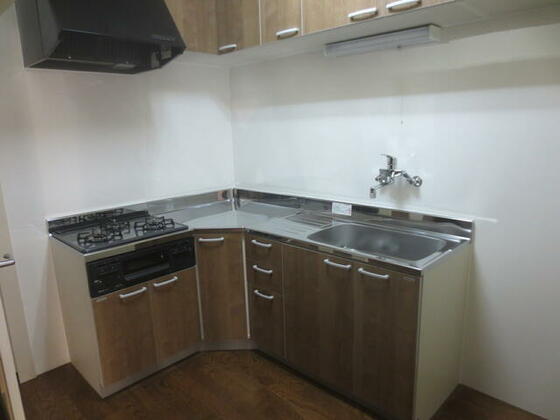 キッチン　※別部屋参考写真