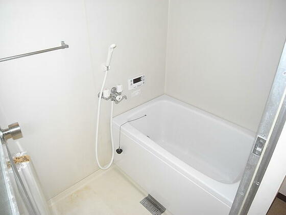 バス・シャワールーム　※別部屋参考写真