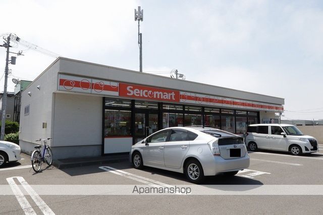 コンビニ　セイコーマート桜木町３丁目店（コンビニ）まで712m