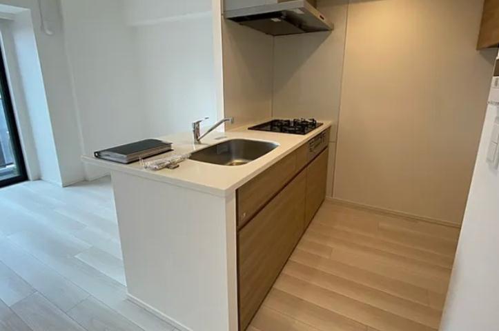 キッチン　※別部屋参考写真