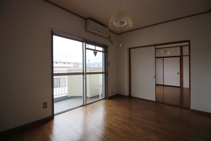 居室・リビング　リビング