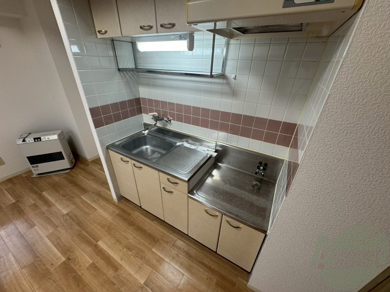 キッチン　キッチンはスペースも広々していて使いやすそうですよ！