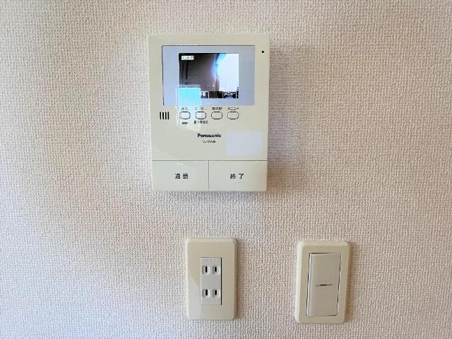 居室・リビング　カメラ付インターホン