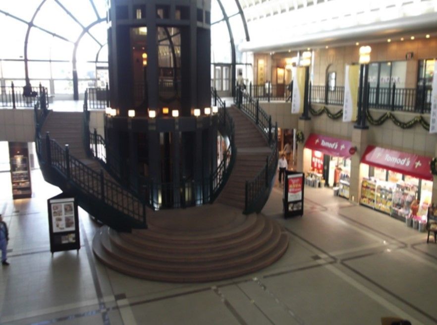 ショッピングセンター　天王洲シーフォートスクエア（ショッピングセンター）まで870m