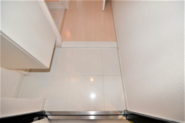 玄関　落ち着いた玄関です