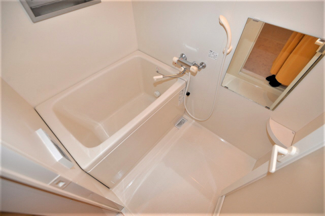 バス・シャワールーム　日々の疲れを癒すお風呂付です