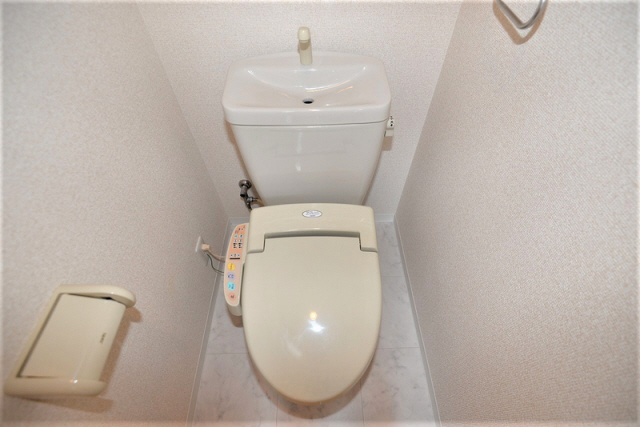 トイレ　シンプルで使いやすいトイレです