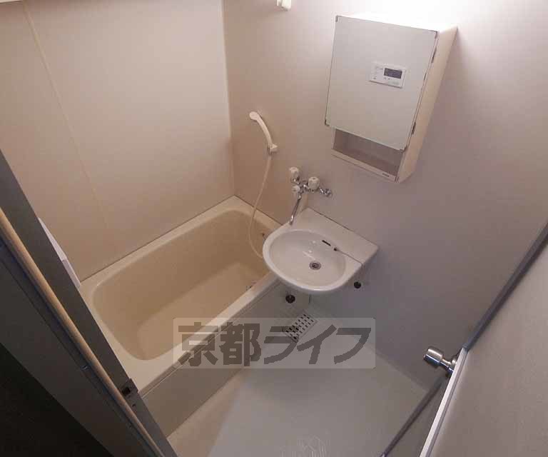 バス・シャワールーム　嬉しいセパレートタイプです。