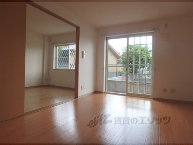 居室・リビング　リビング