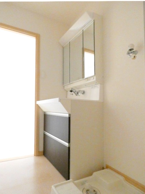 洗面設備　図面と現状に相違がある場合には現状を優先