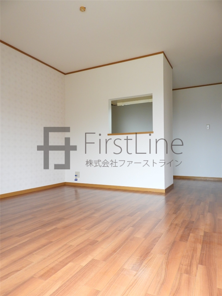 居室・リビング　別号室の写真です