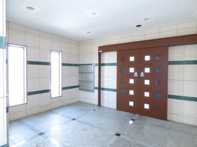 その他　エントランス