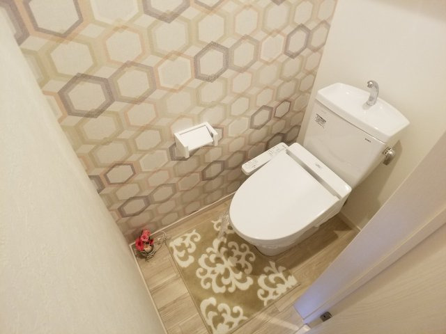 トイレ　同シリーズ物件のモデルルームになります