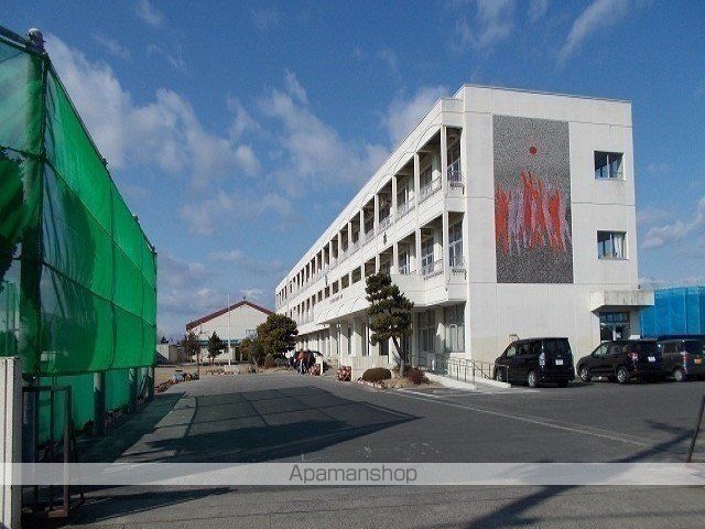 中学校　亘理町立逢隈中学校（中学校）まで450m