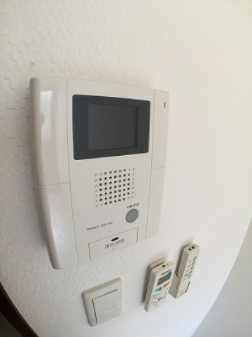 セキュリティ　モニター付きインターフォン