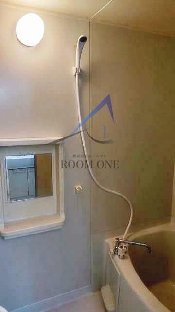 バス・シャワールーム　お風呂です。