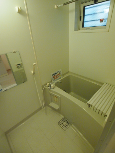 バス・シャワールーム　清潔感のあるキレイなお風呂※別部屋参考