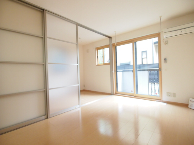 その他部屋・スペース　リビング別角度　※別部屋参考