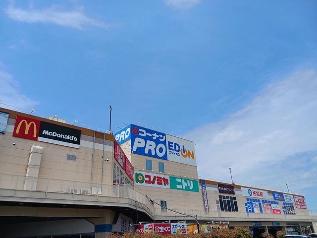 ショッピングセンター　べスピア様（ショッピングセンター）まで1070m