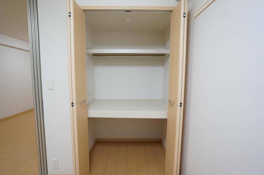 収納　クローゼット