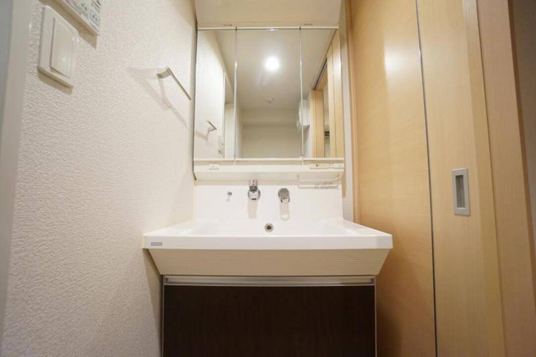 洗面設備　洗面所