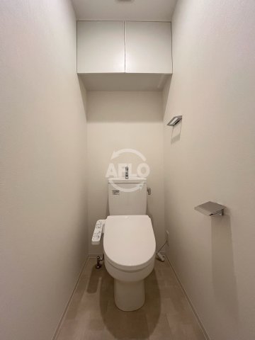 トイレ　スプランディッド難波WESTII　トイレ