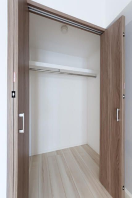 収納　写真は同タイプ住居です。