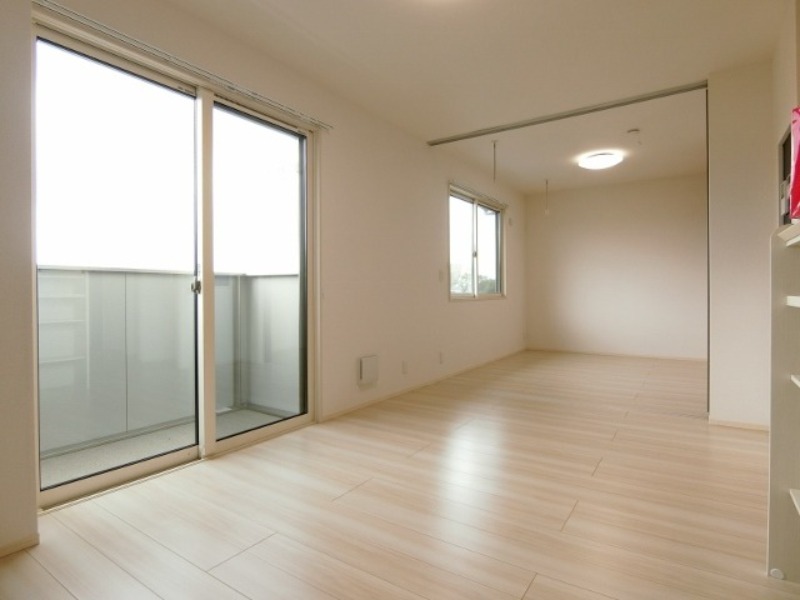 居室・リビング　図面と現状に相違がある場合には現状を優先