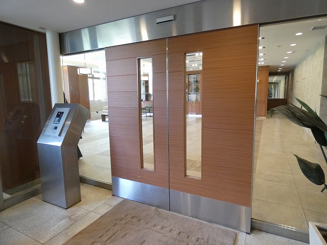 エントランス　エントランス