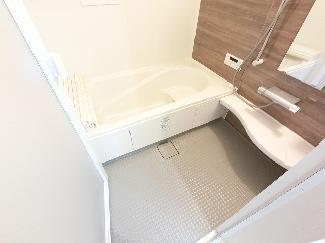 バス・シャワールーム　※室内は現況を優先します