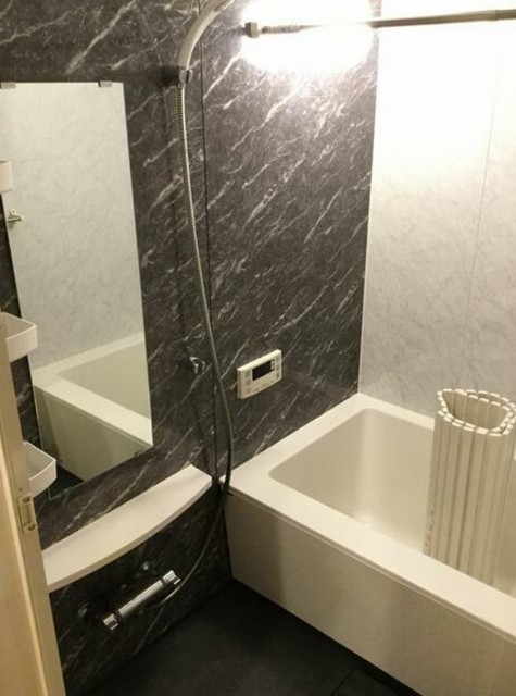 バス・シャワールーム　バスルーム