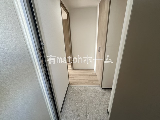 玄関　収納もある玄関です