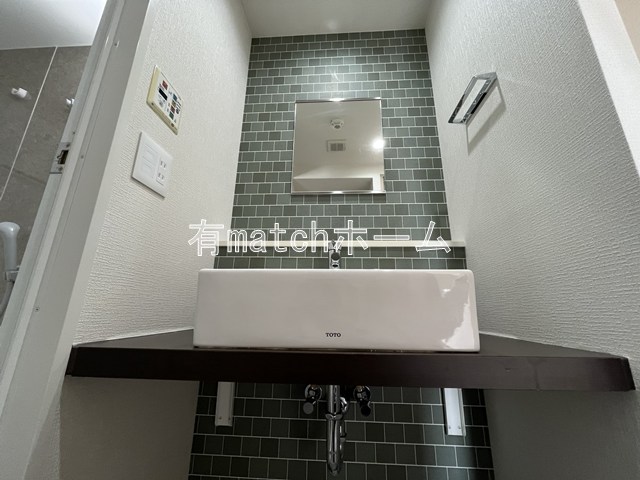 洗面設備　朝の身支度には欠かせない独立洗面化粧台