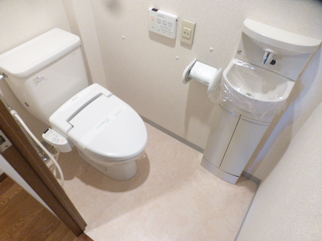 トイレ　トイレ