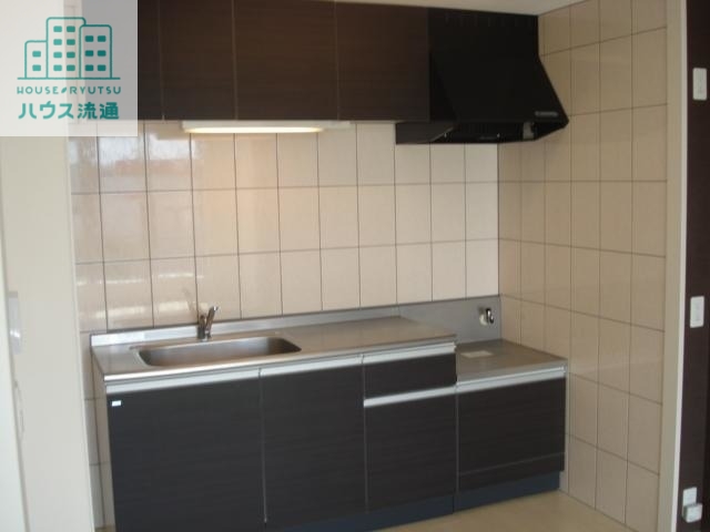 キッチン　※別号室写真です