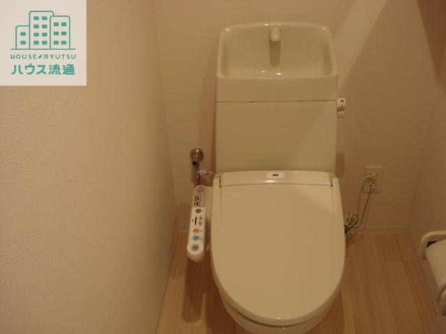 トイレ　※別号室写真です