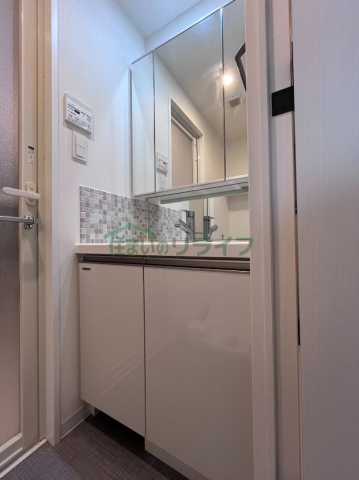 洗面設備　別部屋引用