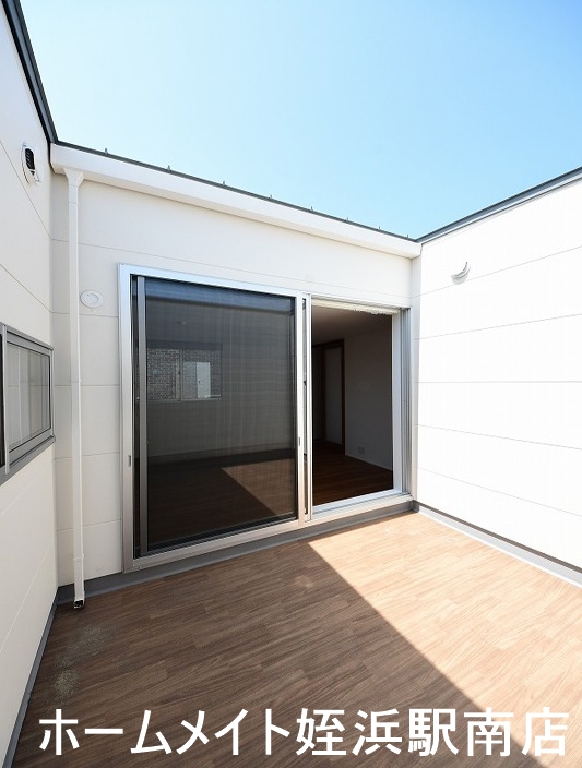 バルコニー　★日当たり良好のバルコニー♪★※別部屋反転写真