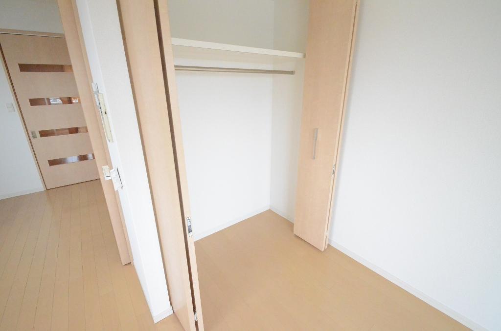 収納　クローゼット